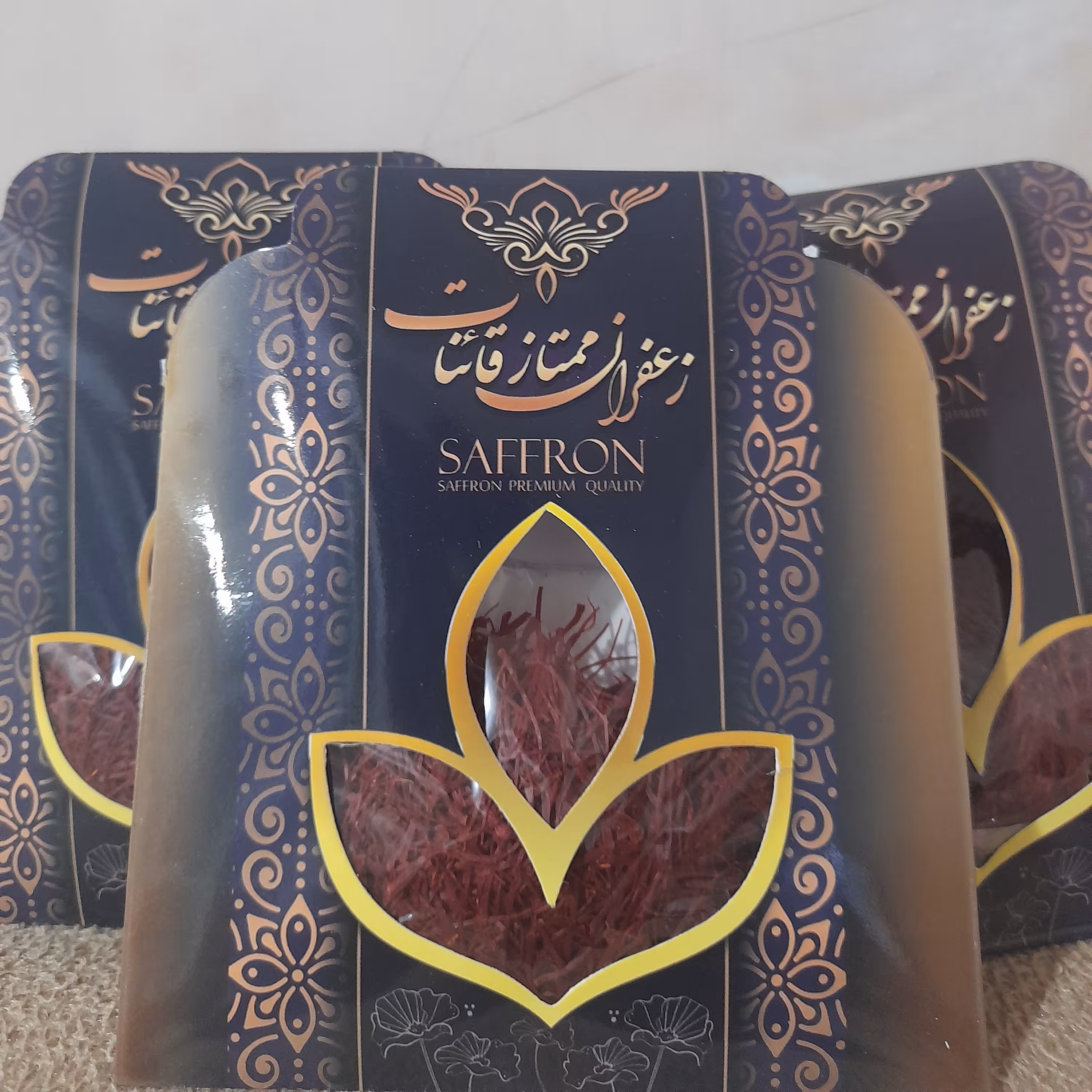 زعفران سرگل قائنات یک مثقال(4/6 گرم)