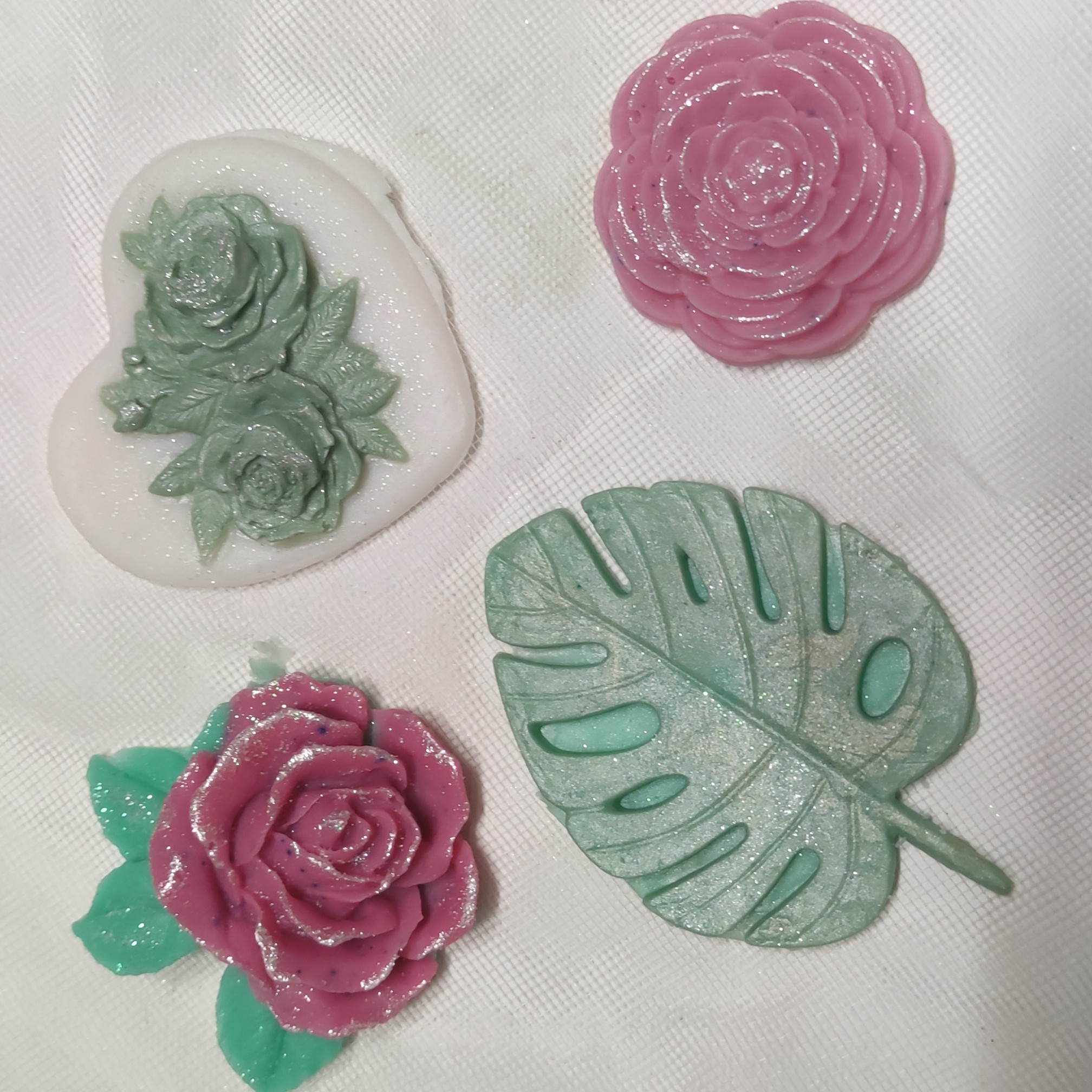 صابونهایی معطر  و تزئینی