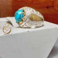 فیروزه نیشابور با رکاب نقره مردانه با نگین مشابه قابل سفارش هست  