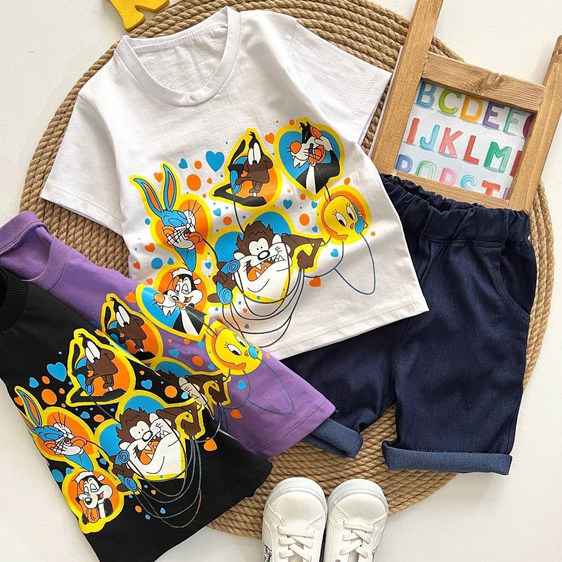 ست تیشرت و شلوارک اسپورت بچگانه جنس عالی نخ پنبه لاکرا  طرح جذاب و شیک هم دخترونه هم پسرونه مناسب 2 تا 8 سال