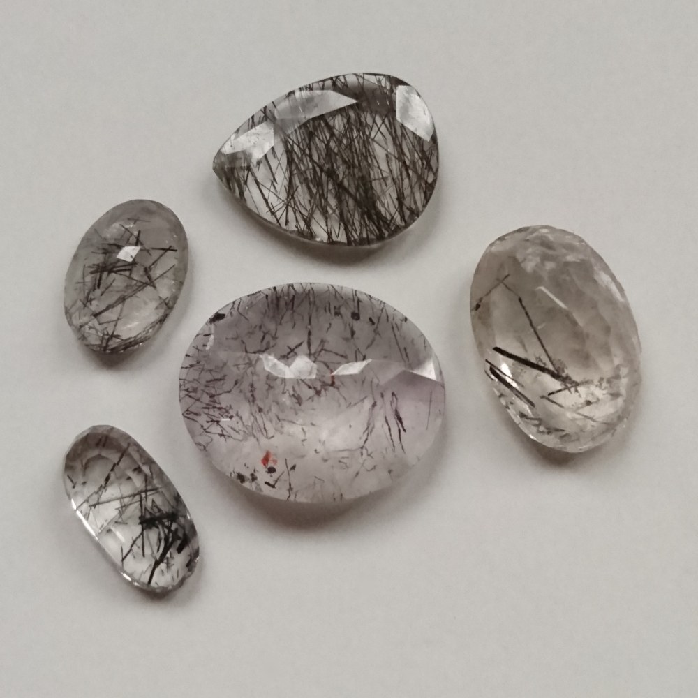 5 عدد نگین کوارتر روتایل سیاه معدنی (تراش فست)