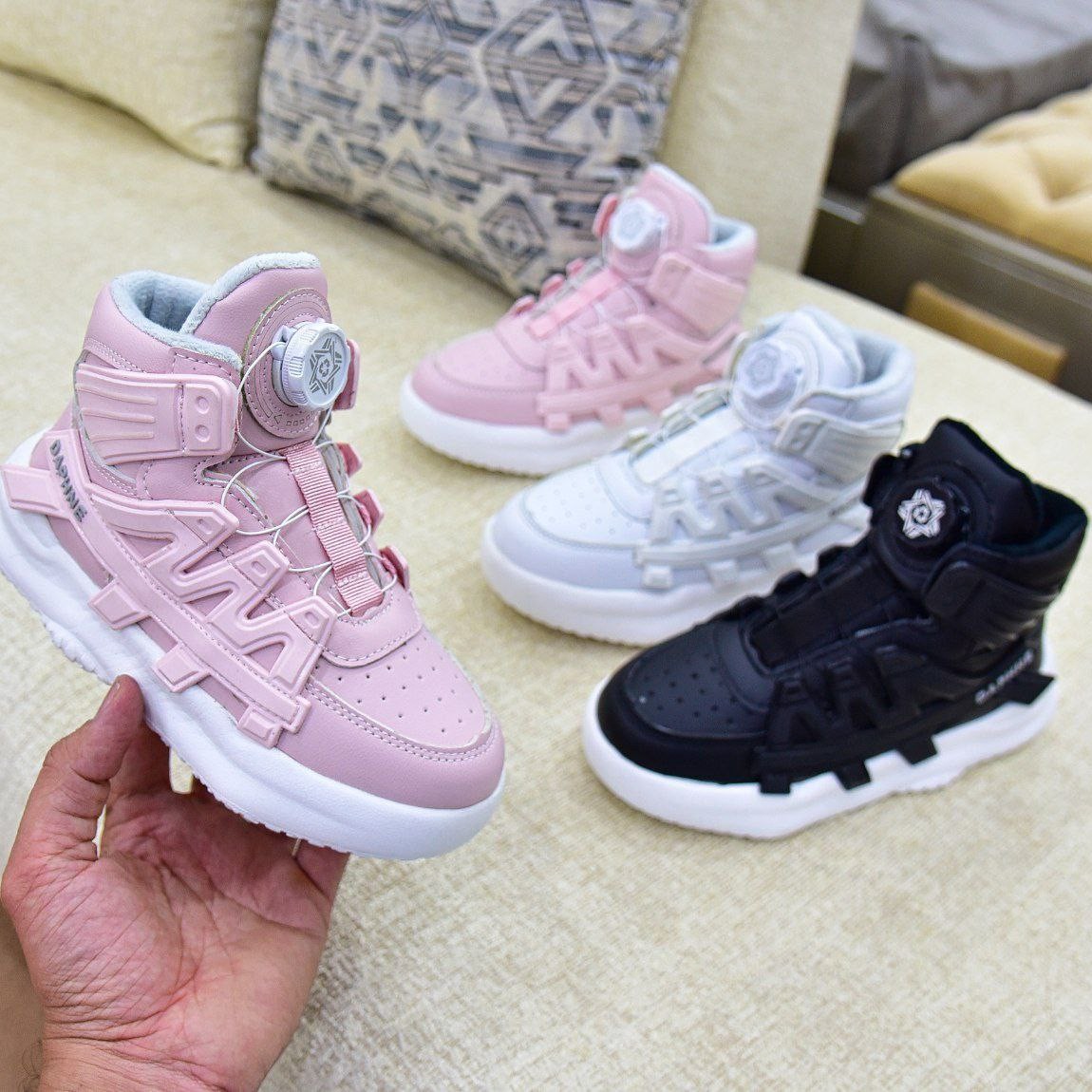 کتونی اسپرت نیم ساق فشن،دخترانه و پسرانه ،ارسال رایگان