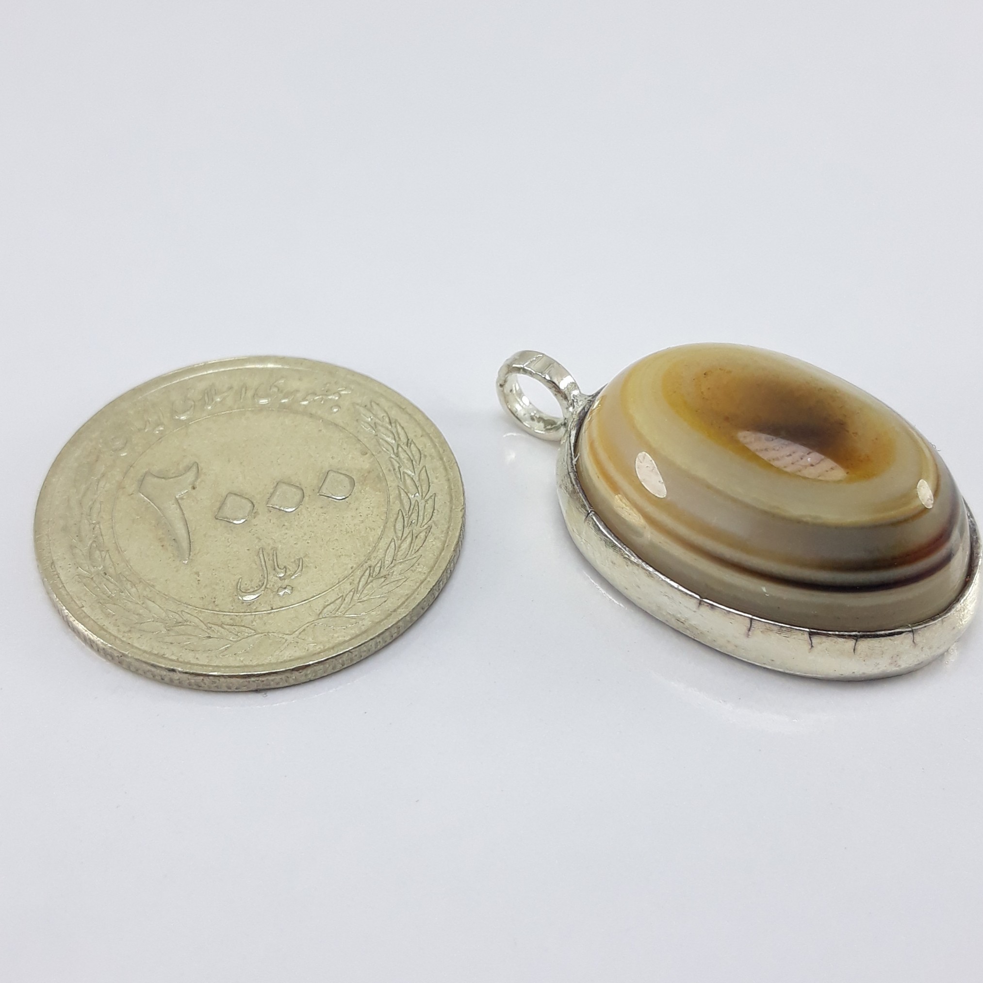 آویز گردنی بابا قوری بسیار زیبا و معدنی 