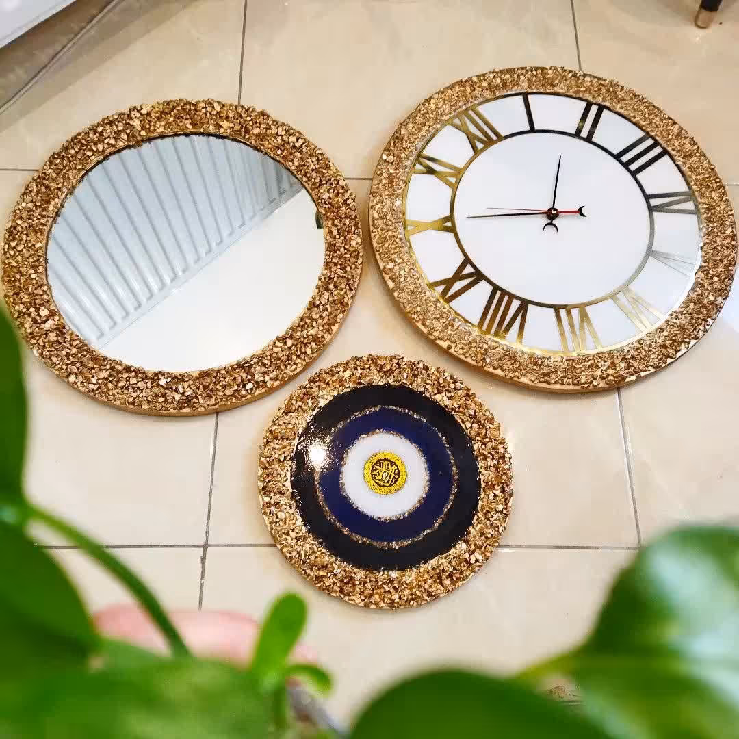 ساعت واینه