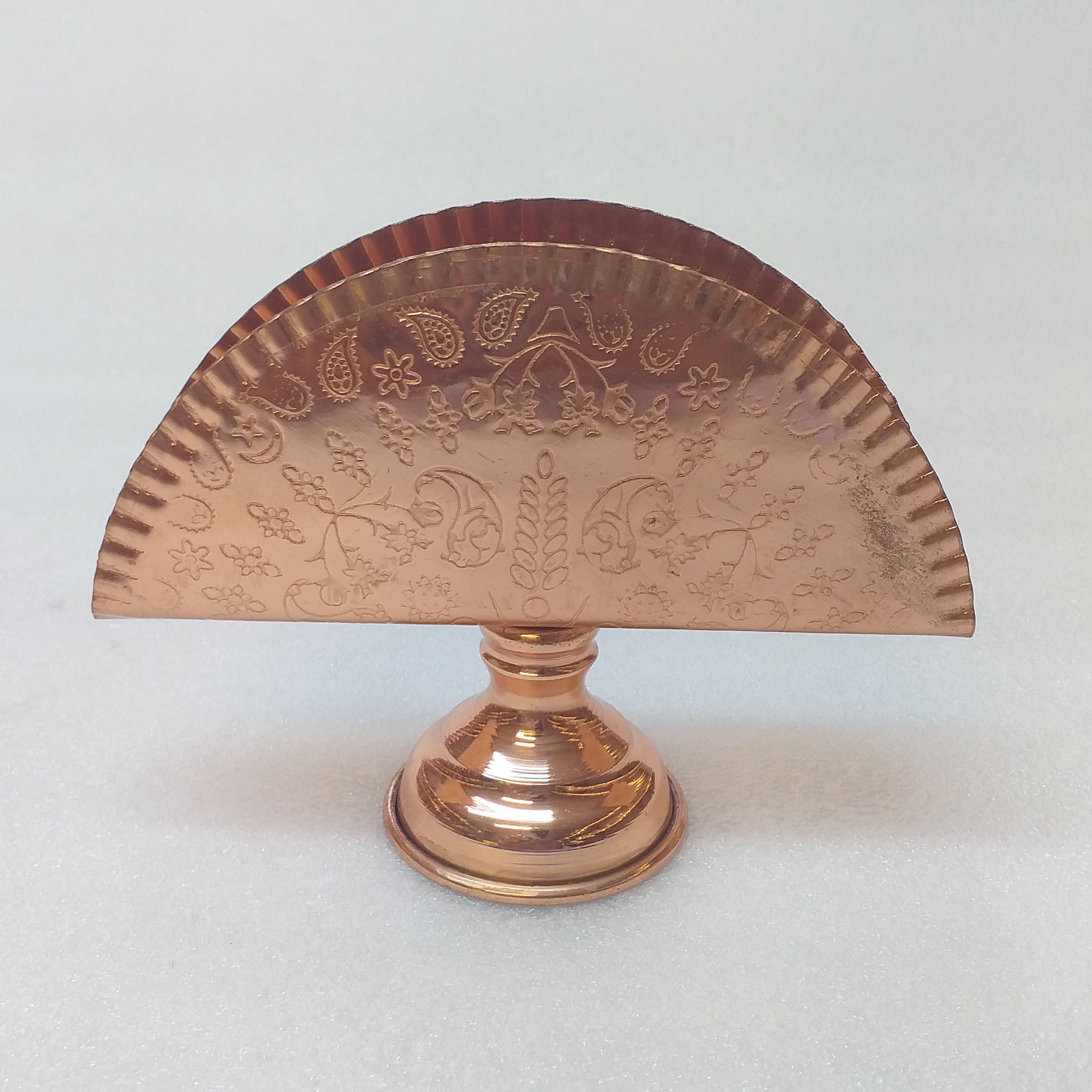 جادستمالی رومیزی مسی