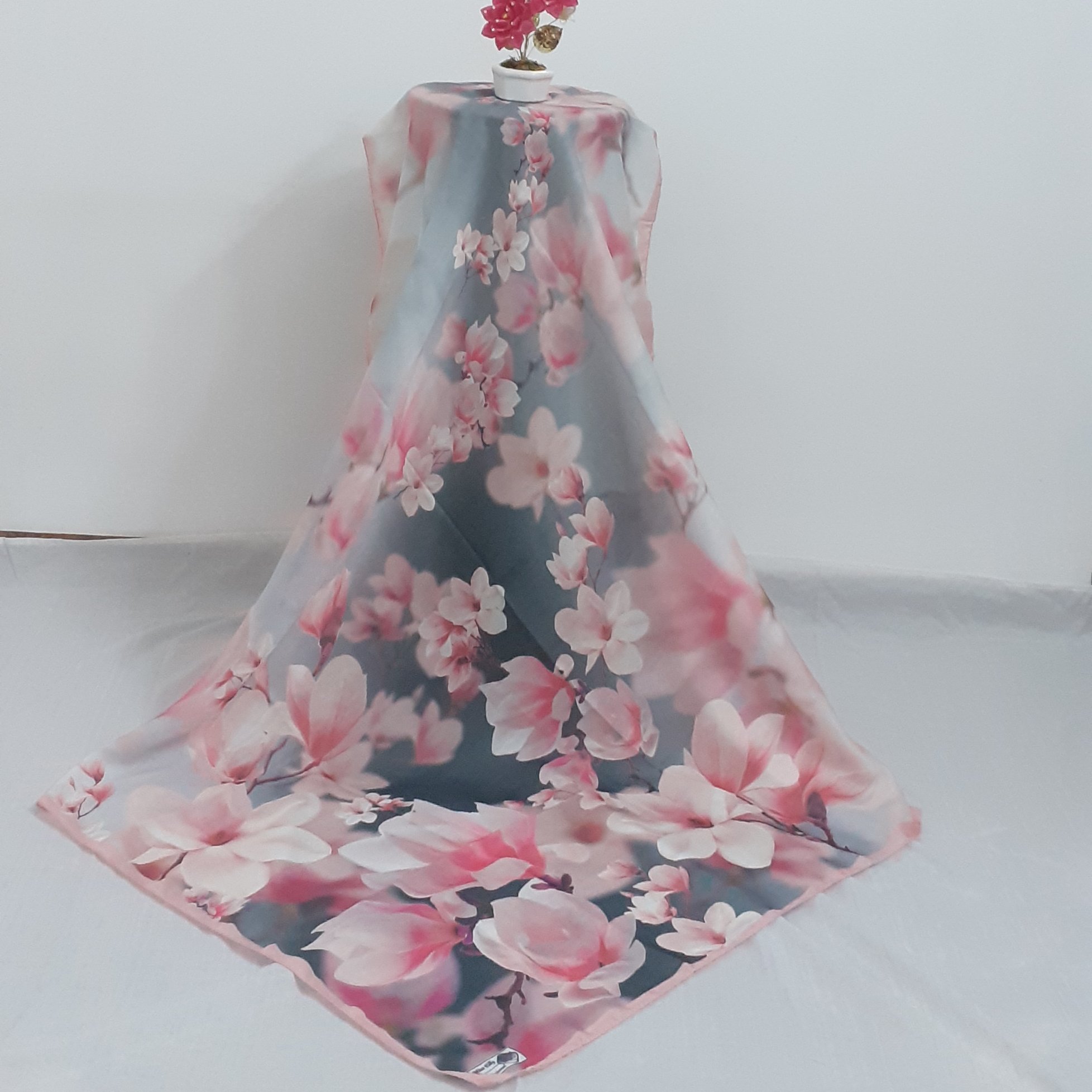 روسری نخی شکوفه 003