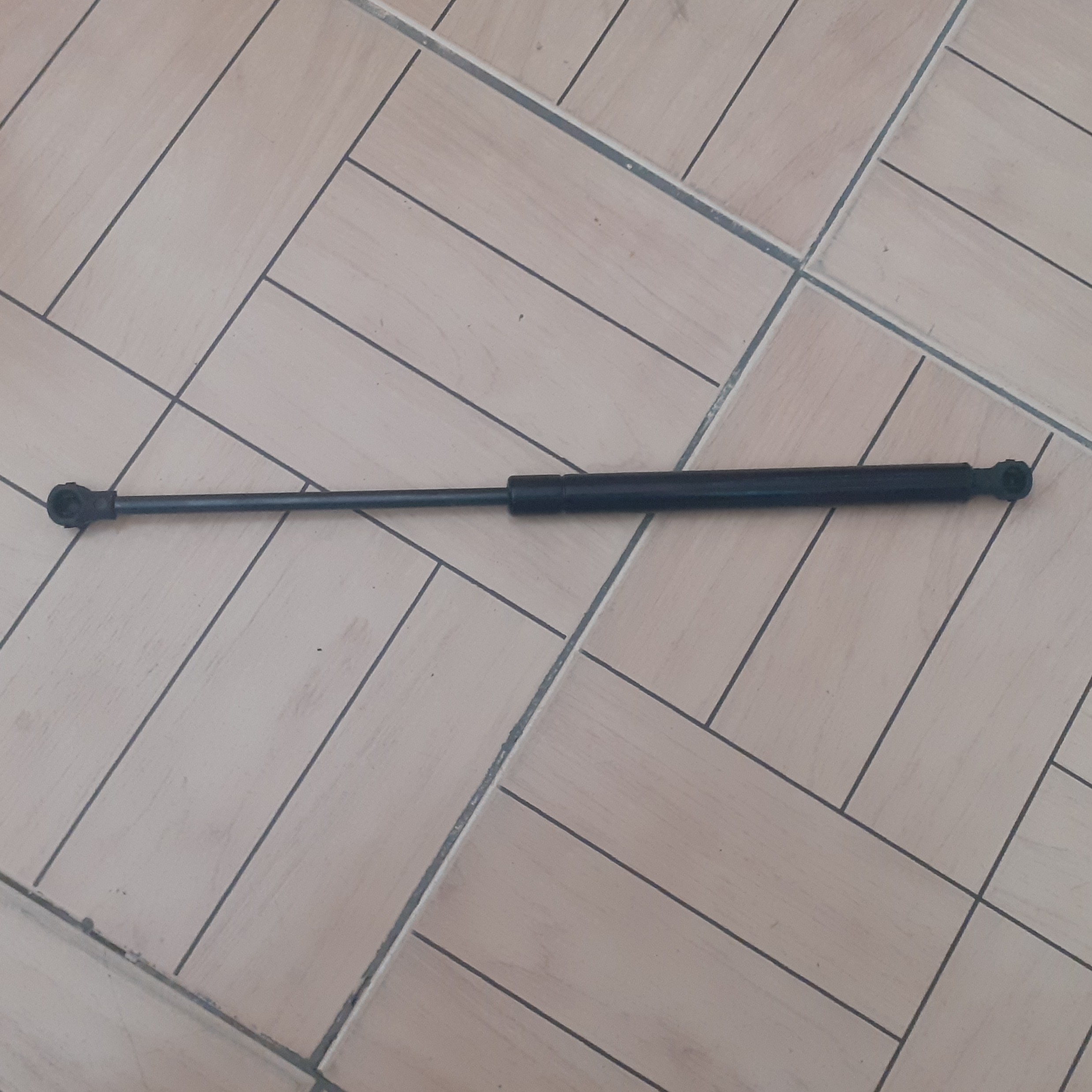 جک صندوق عقب 206 SD
