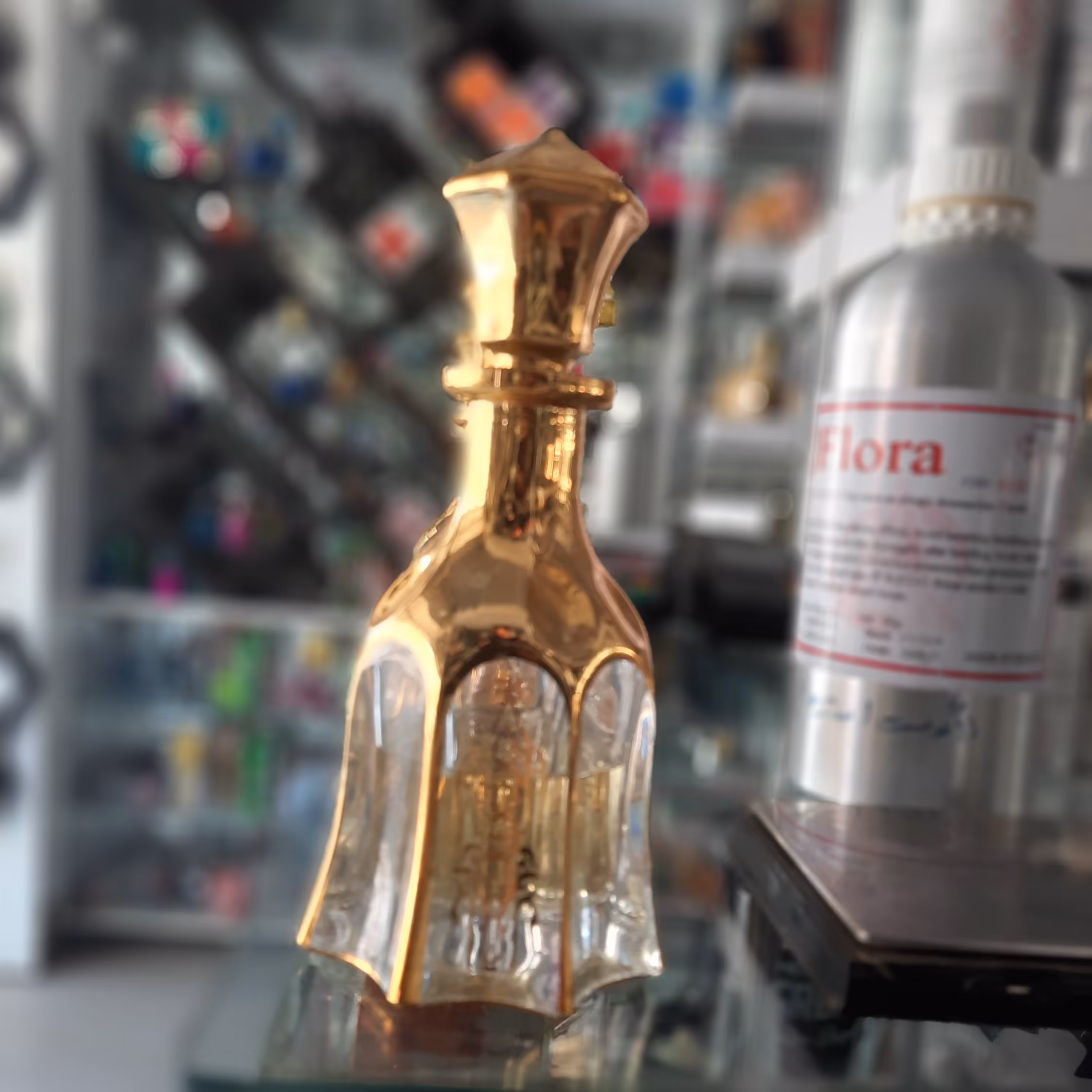 عطر خالص اسکالیپچر با پخش بو و ماندگاری فوق العاده 