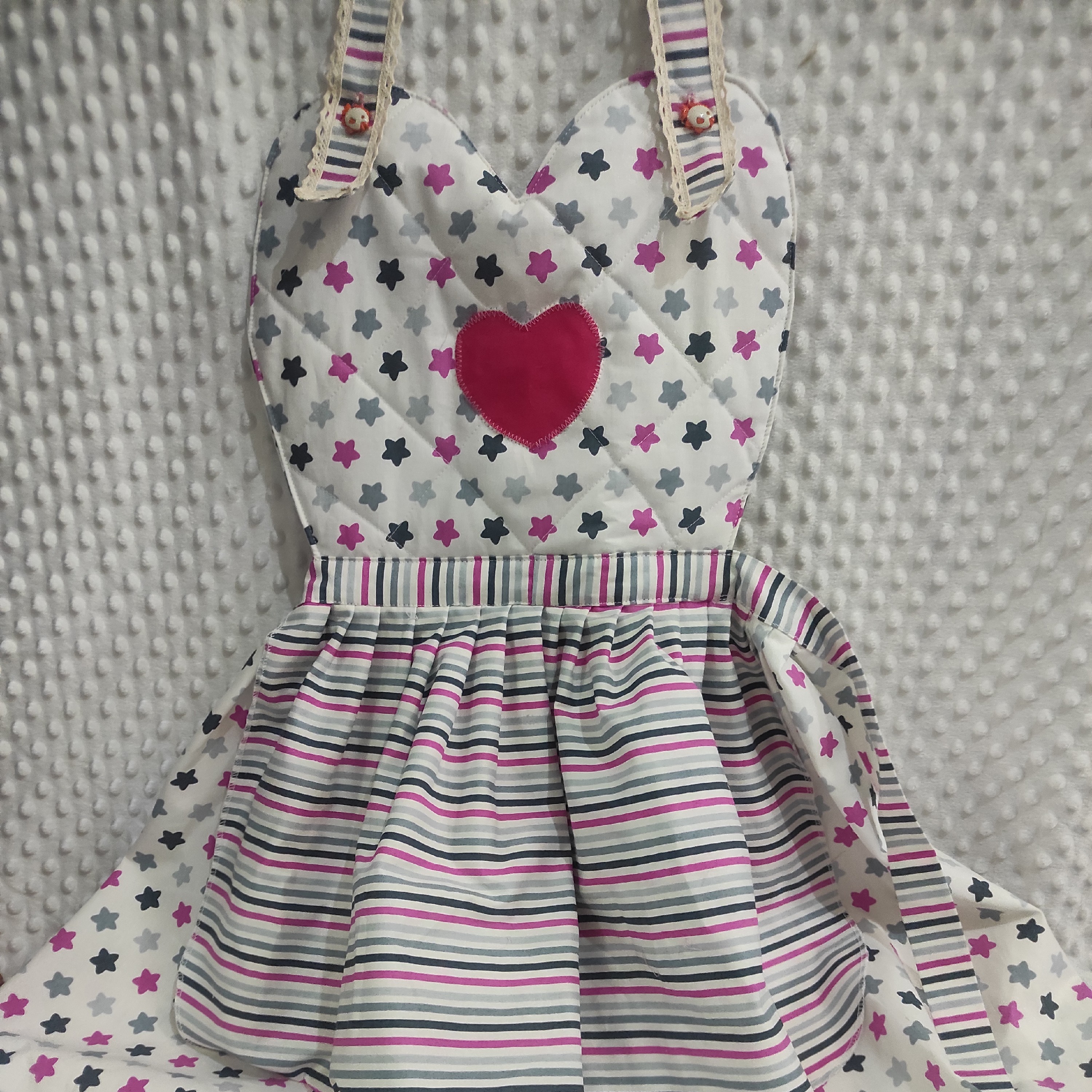 پیشبند دامن دار بالاتنه قلبی