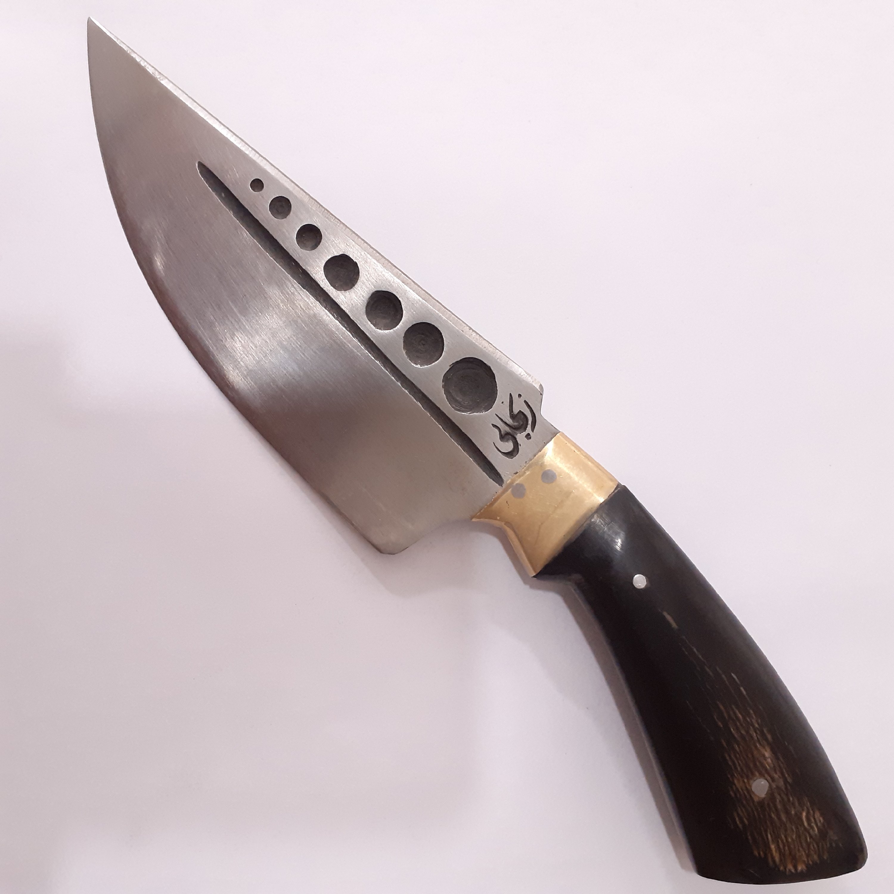 چاقوی دوم