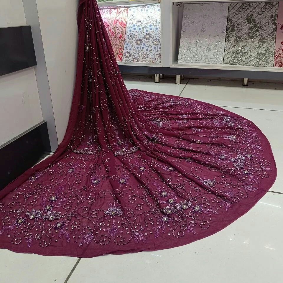 پارچه حریر ساریکای هندی با تزئین منجوق ملیله و پولک و نگین کار دست 1