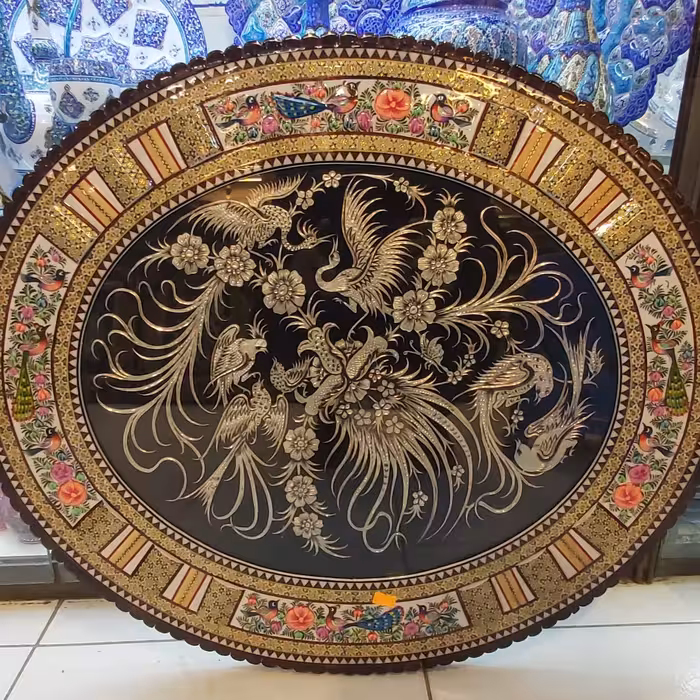 قاب خاتم کاری شده همراه با نقاشی برجسته و قلمزنی اثر دست سایز 60در 70