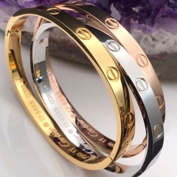 دستبند کارتیر  