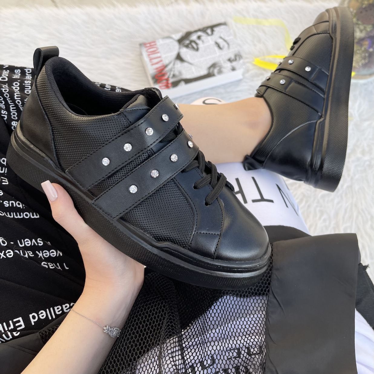 کتونی
کد  590 
نرم و راحت 
سبک قالب استاندارد
Size 37ta40
