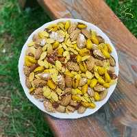 آجیل ممتاز شور شاه تگ  - 1 کیلوگرم ارسال رایگان 