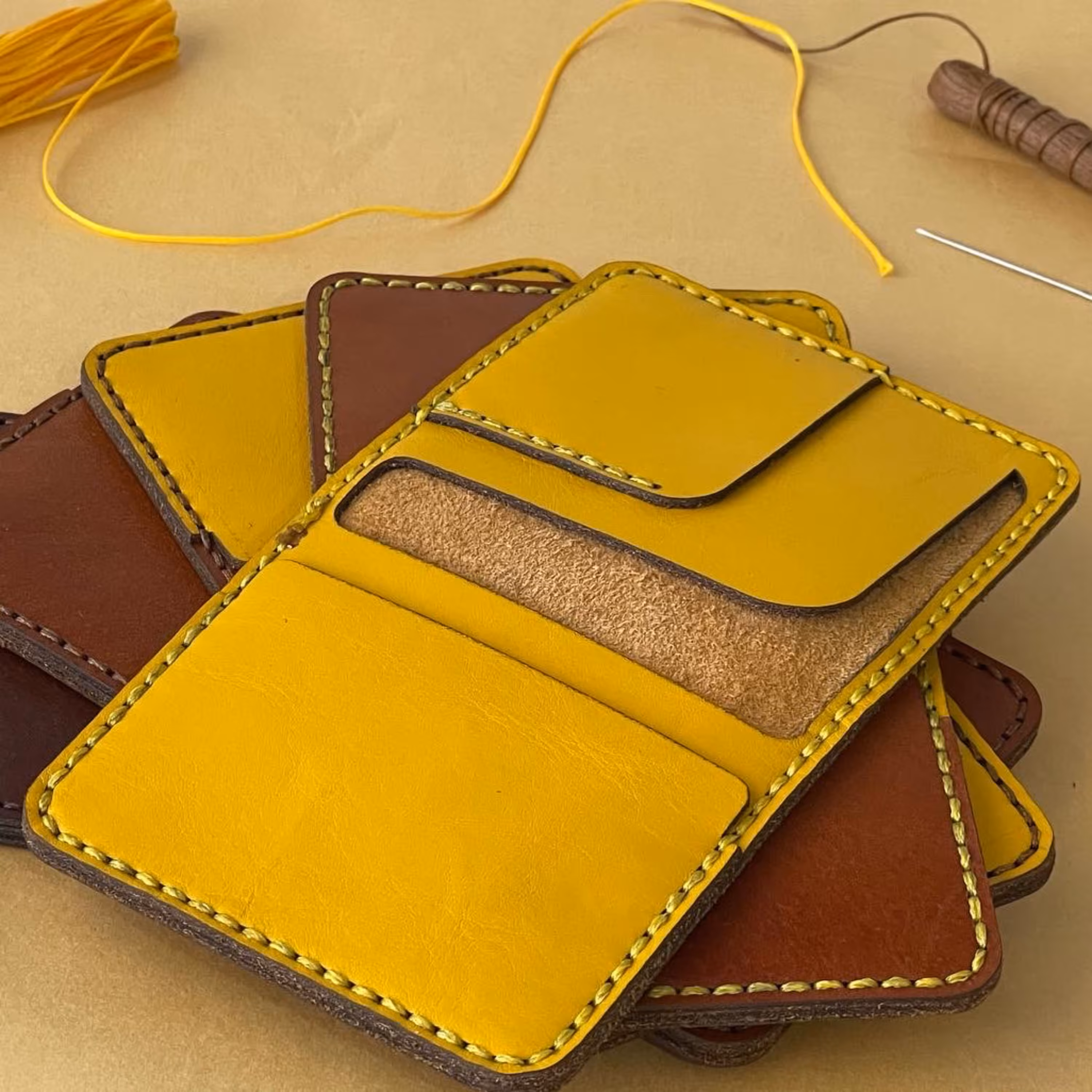 جاکارتی چرم دست دوز گاوی