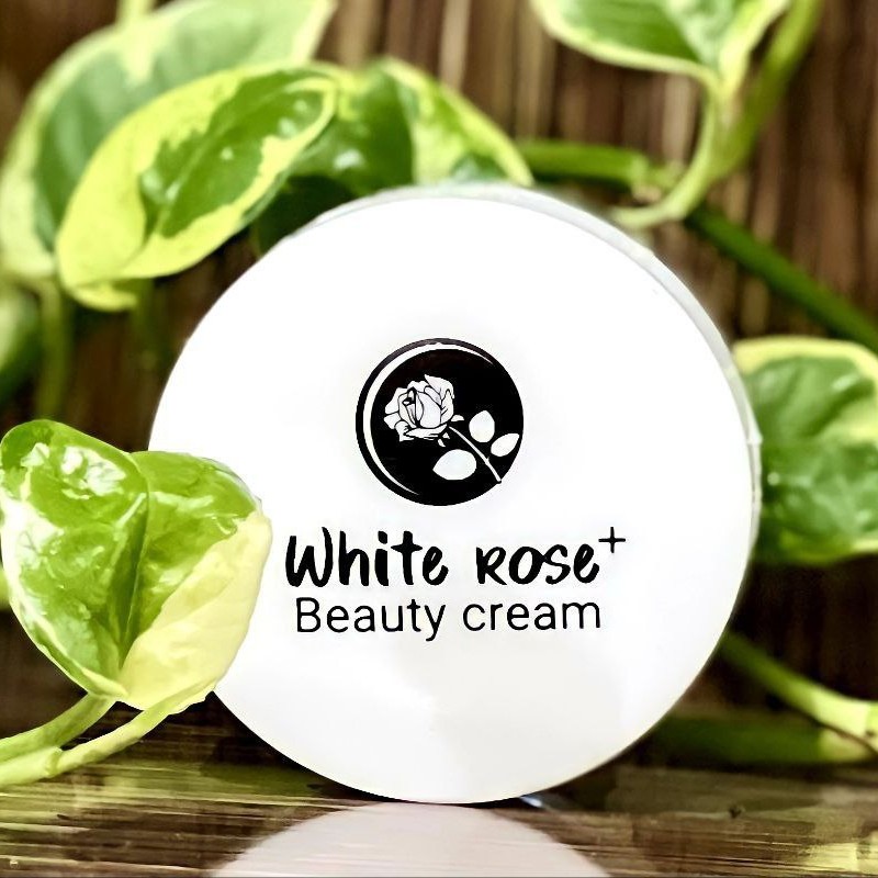 کرم وایت رز