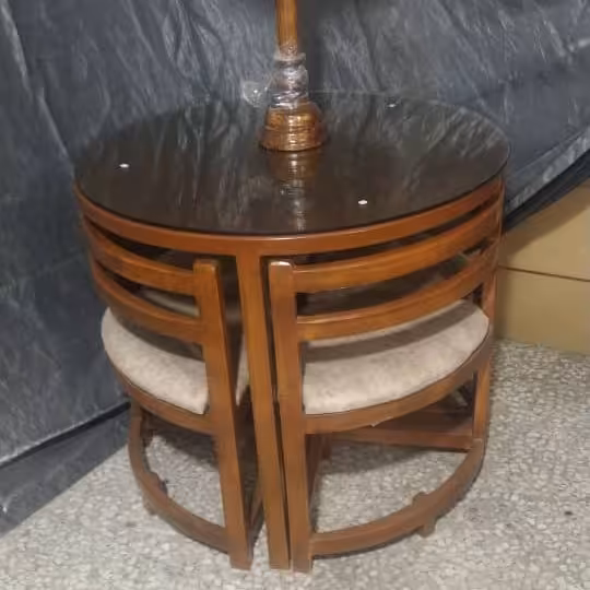 میز ناهار خوری 4و6نفره کم جا