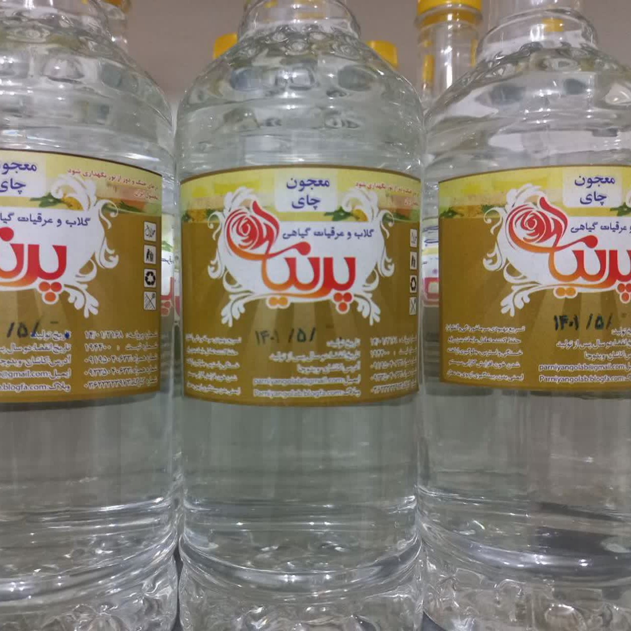 معجون چای  ترکیبی از عرق چند  گیاه از جمله بادرنجبویه ، بیدمشک،  بهارنارنج و گلاب.   یک لیتری و تازه   