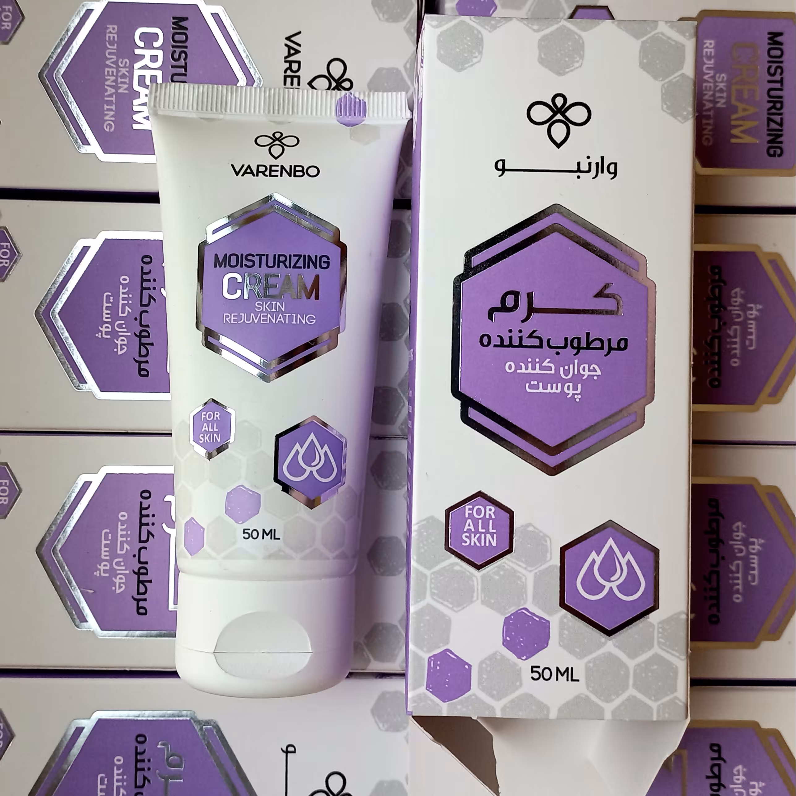 کرم عسل وارنبو تیوپی (پک 3 عددی) حاوی ژل رویال جوان کننده و مرطوب کننده پوست. 3 تا 50 میلی لیتر