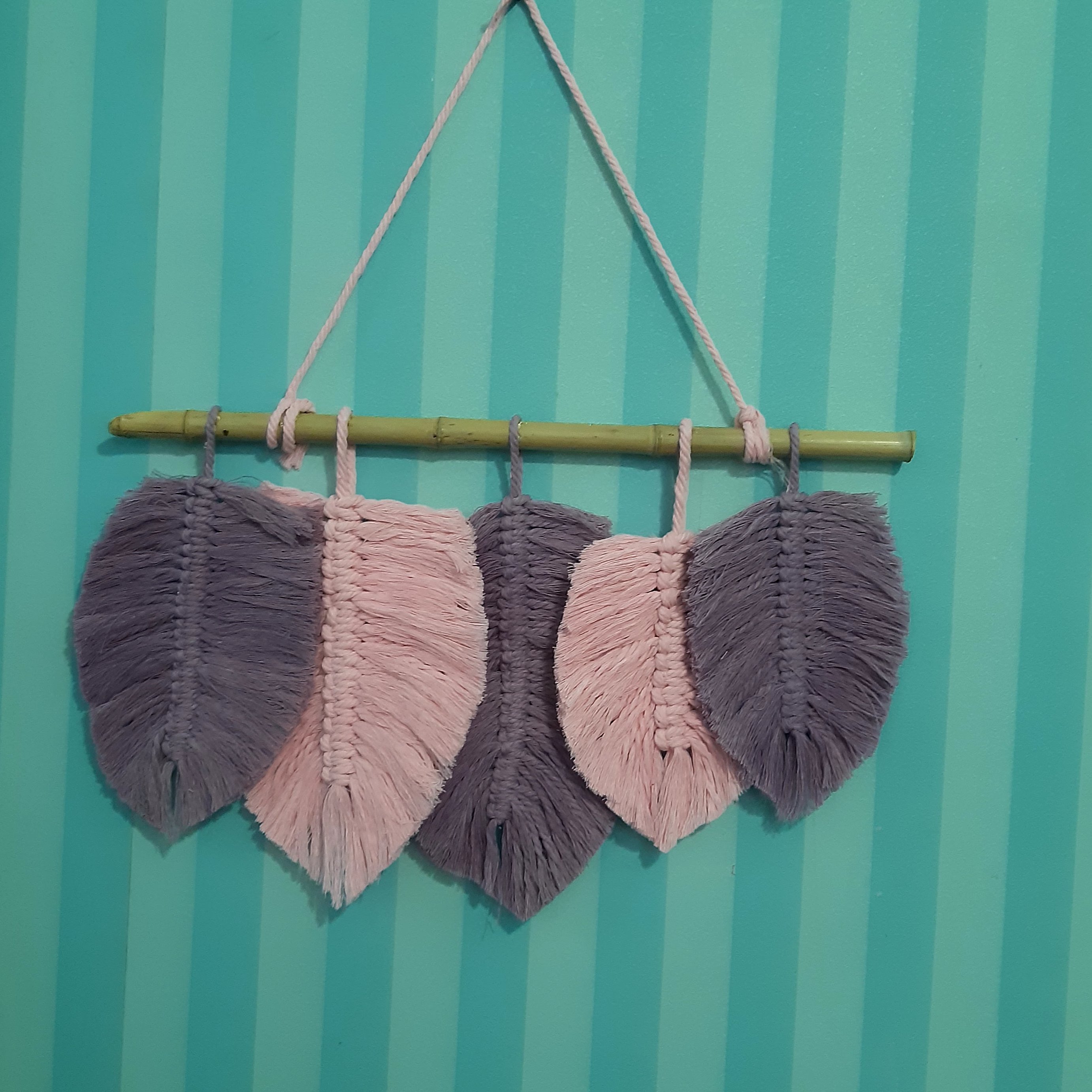 پر بنفش و صورتی