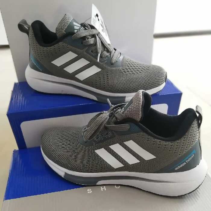 کتونی آدیداس بوست(دخترانه و پسرانه) 