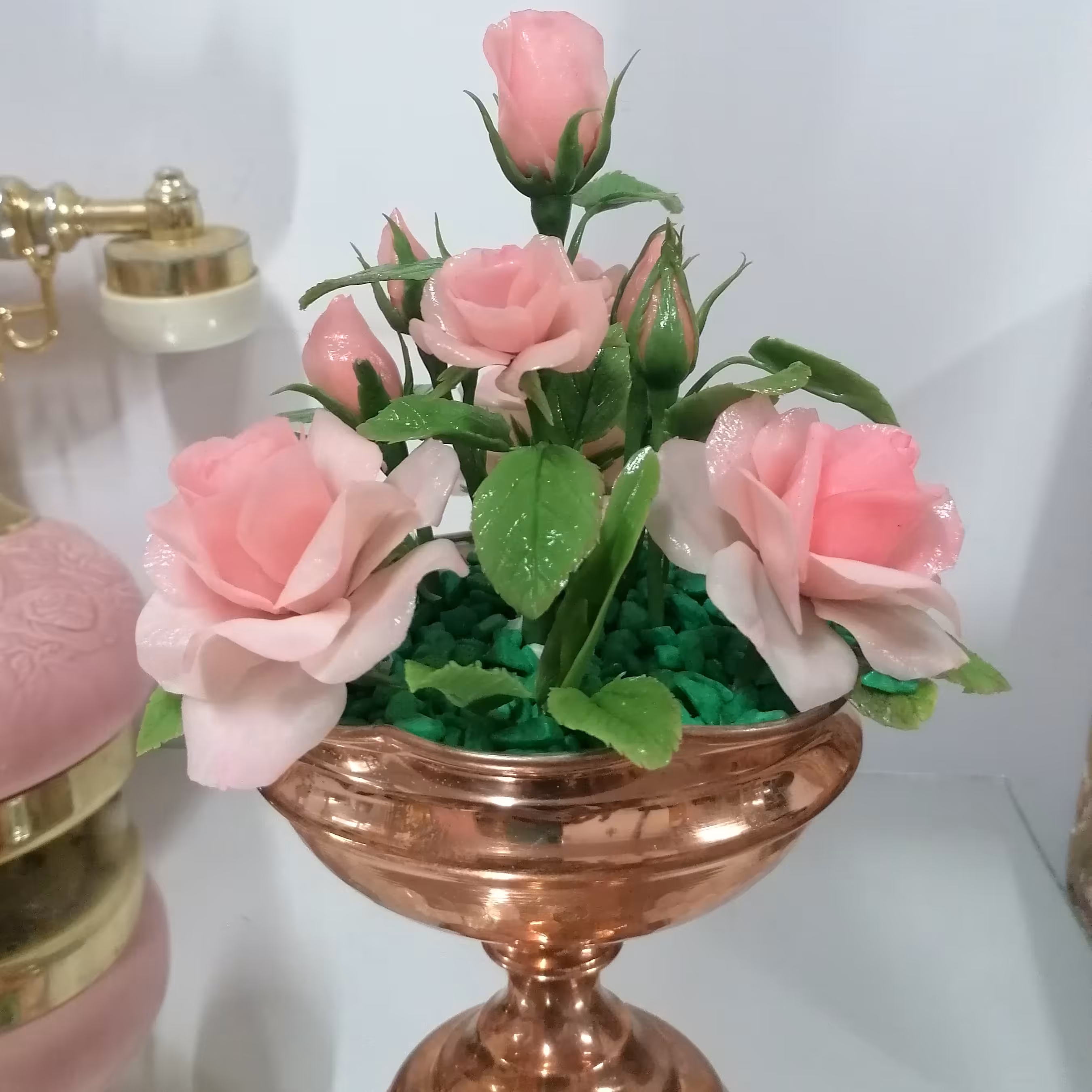 کادویی شیک و زیبا، گلدان رز صورتی بدون تغییر یا شکستن ارسال خواهد شد