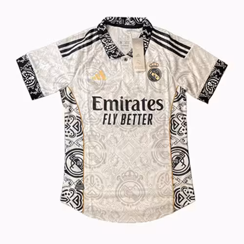 لباس افتخار رئال مادرید 2023 | نسخه پلیری