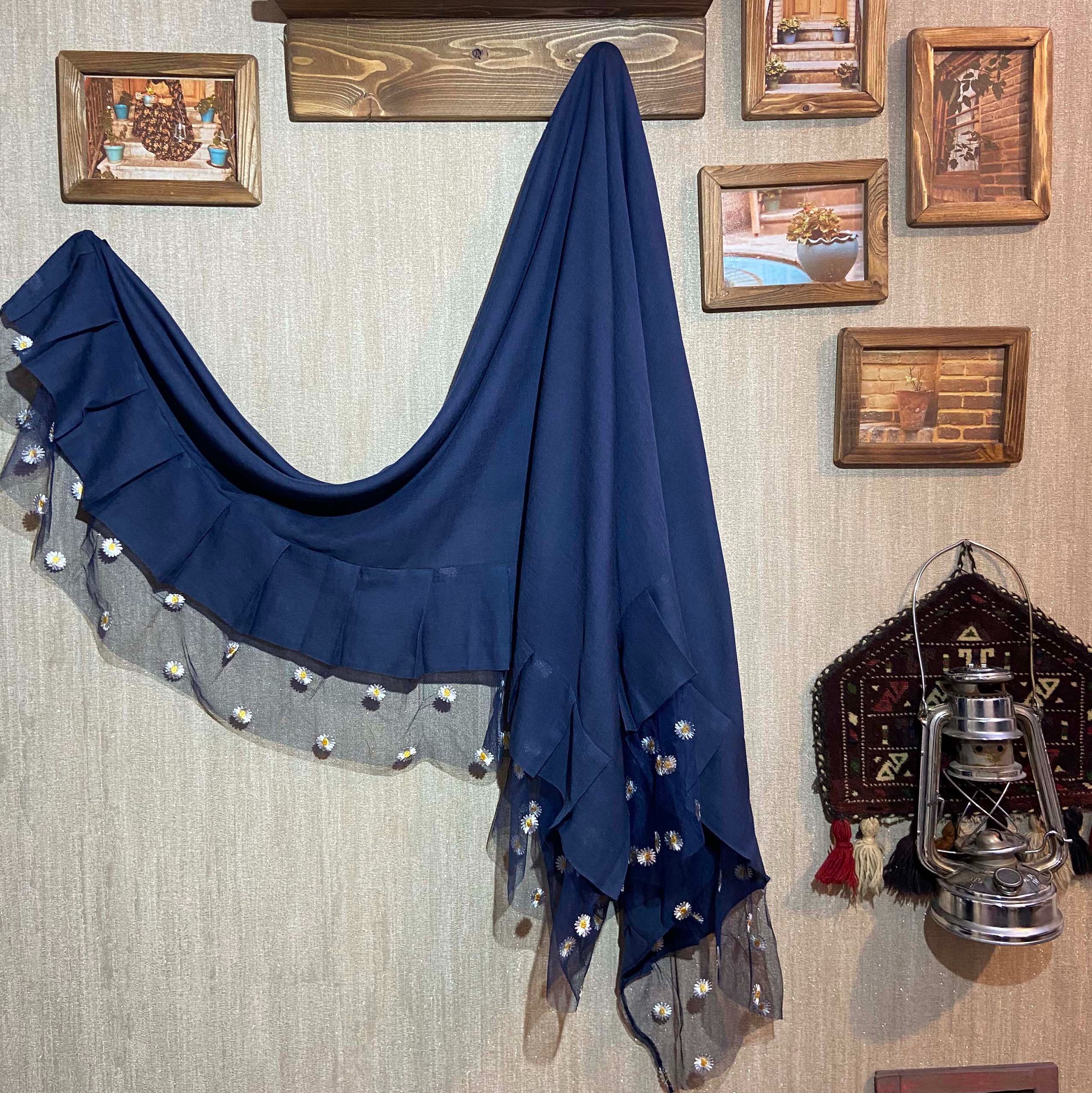 روسری دورچین سورمه ای تور  بابونه (وال نخی)