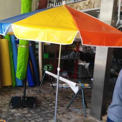 چتر سایبان ضد  آب و  آفتاب جنس برزنتی ابعاد 2 متر (پس کرایه ) 
