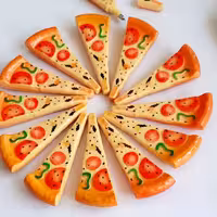 خودکار پیتزا 
،ضخامت نوک0/5
،رنگ جوهر مشکی
،جنس بدنه پلاستیک