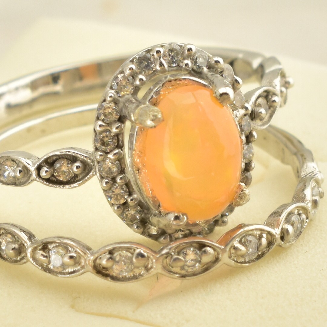 حلقه و پشت حلقه نقره  (انگشتر  زنانه ) اپال اصل عیار 925 آبکاری رودیوم  آقابزرگ