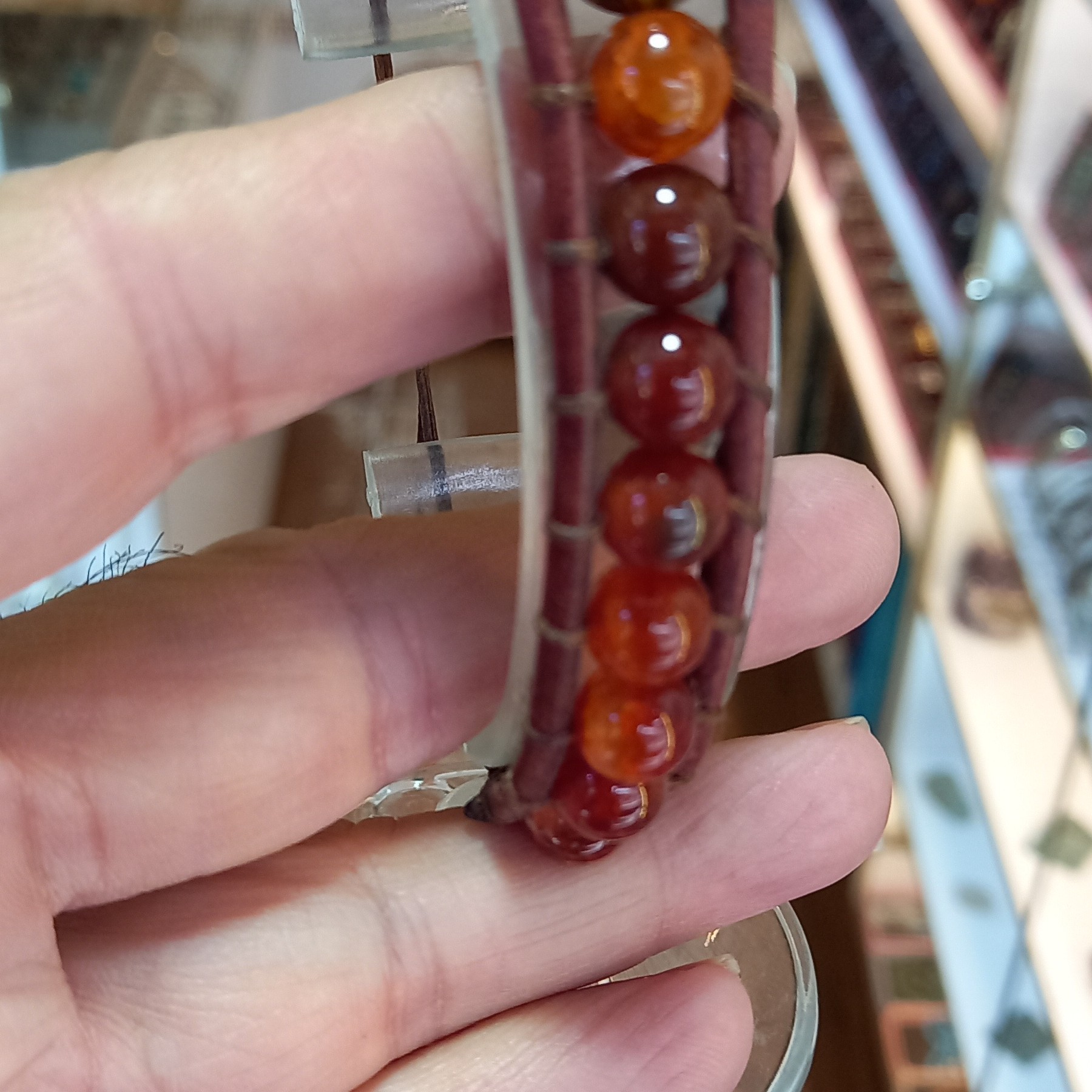 دستبند عقیق با چشم ببر