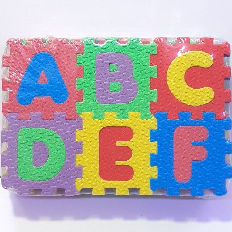 پازل فومی اعداد و حروف لاتین