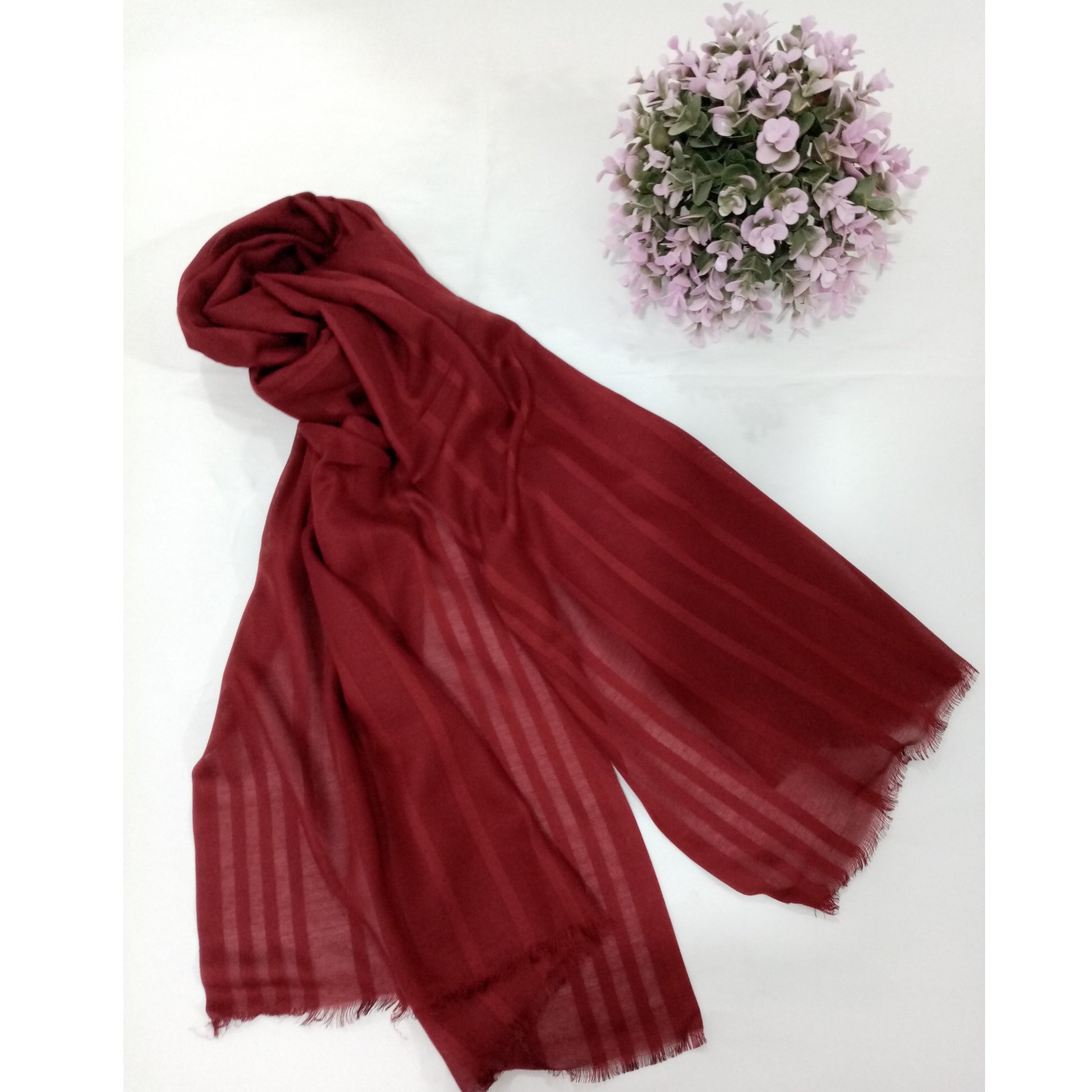 شال نخی ساده راه راه کد 2