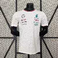 لباس فرمول یک مرسدس 2024 سفید