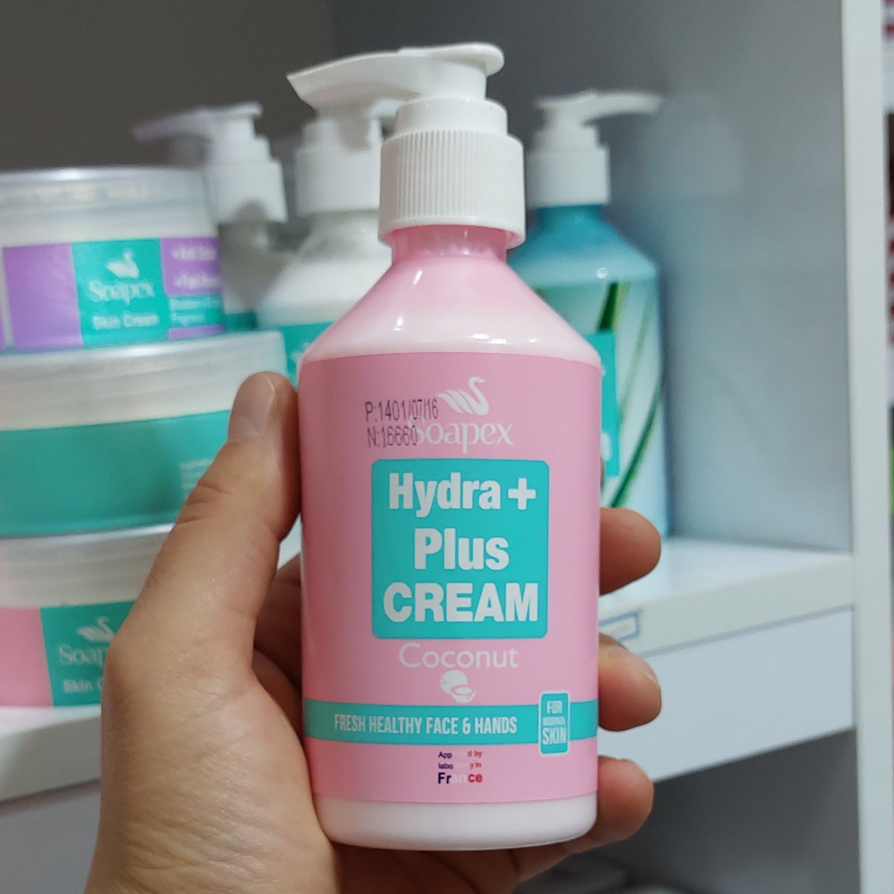 کرم دست و صورت سوپکس پمپی  250  میل  رایحه  روغن ناگیل