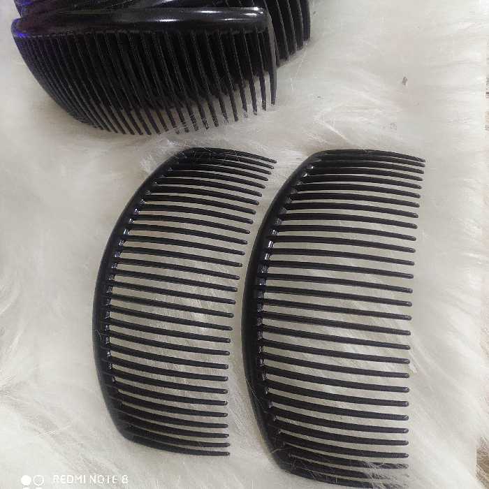 26عدد شانه مو پلاستیکی (26عدد)