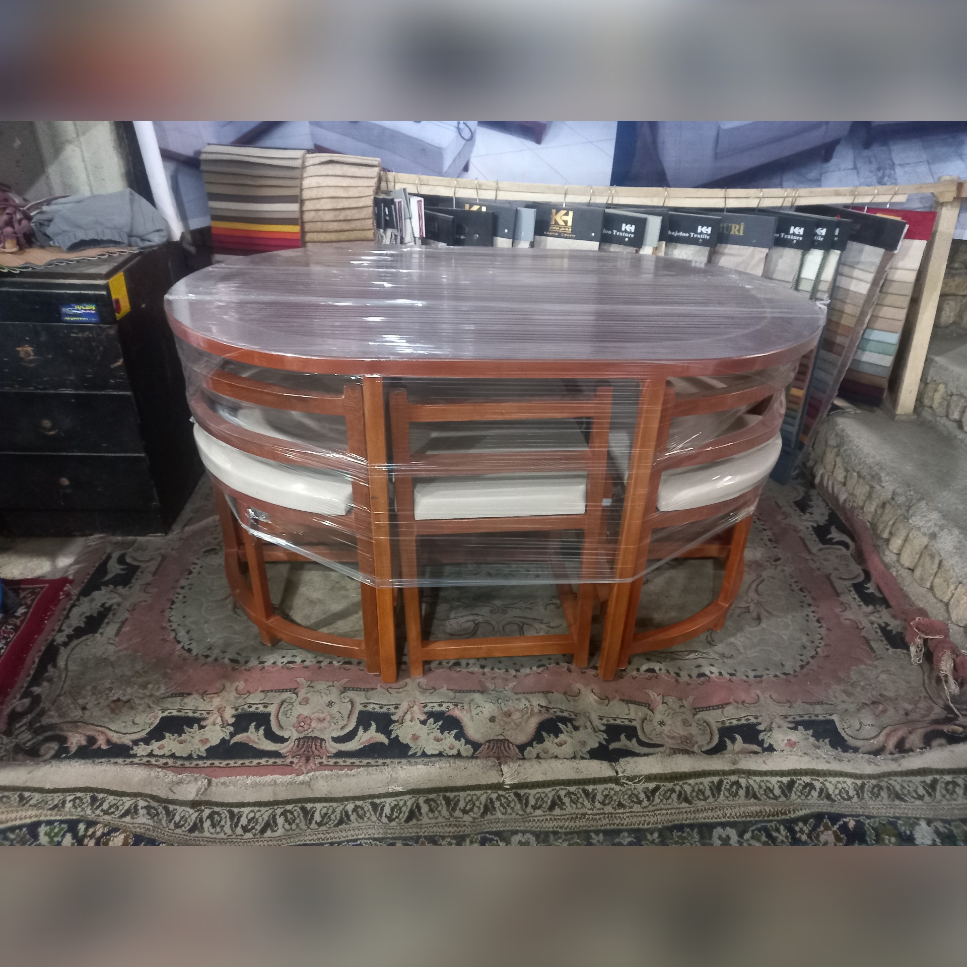 میز ناهارخوری کمجا 6 نفره