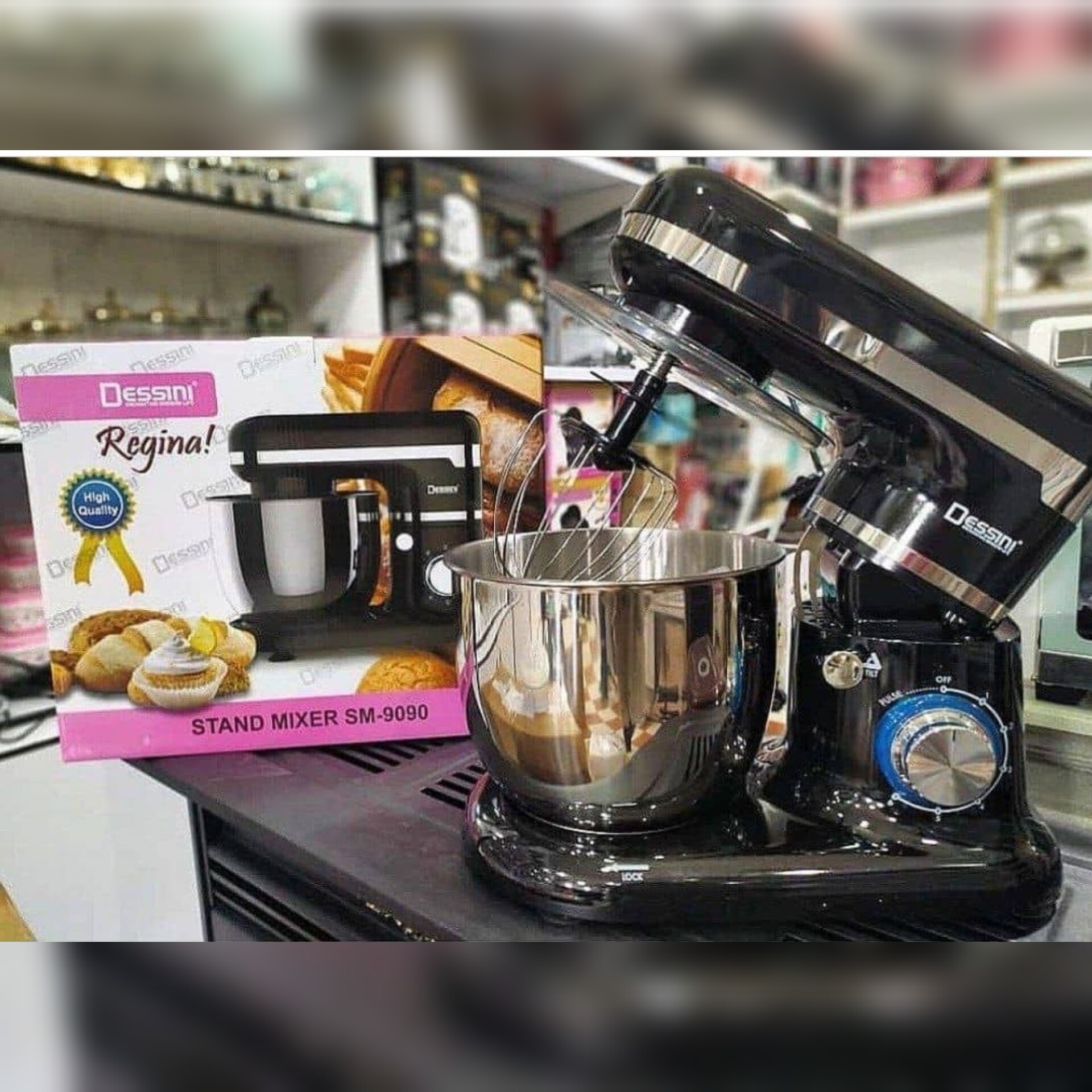 همزن کاسه دار حرفه ای دسینی اصل 
توان مصرفی 1000 وات 6 سرعته
لطفا قبل ثبت موجودی بگیرید  