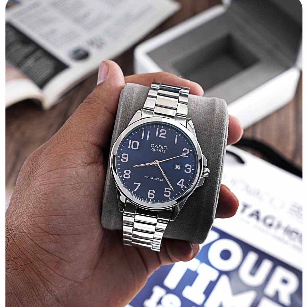 ساعت مچی مردانه کاسیو casio مدل 1554 کیفیت بالا نقره ای باجعبه و باتری
