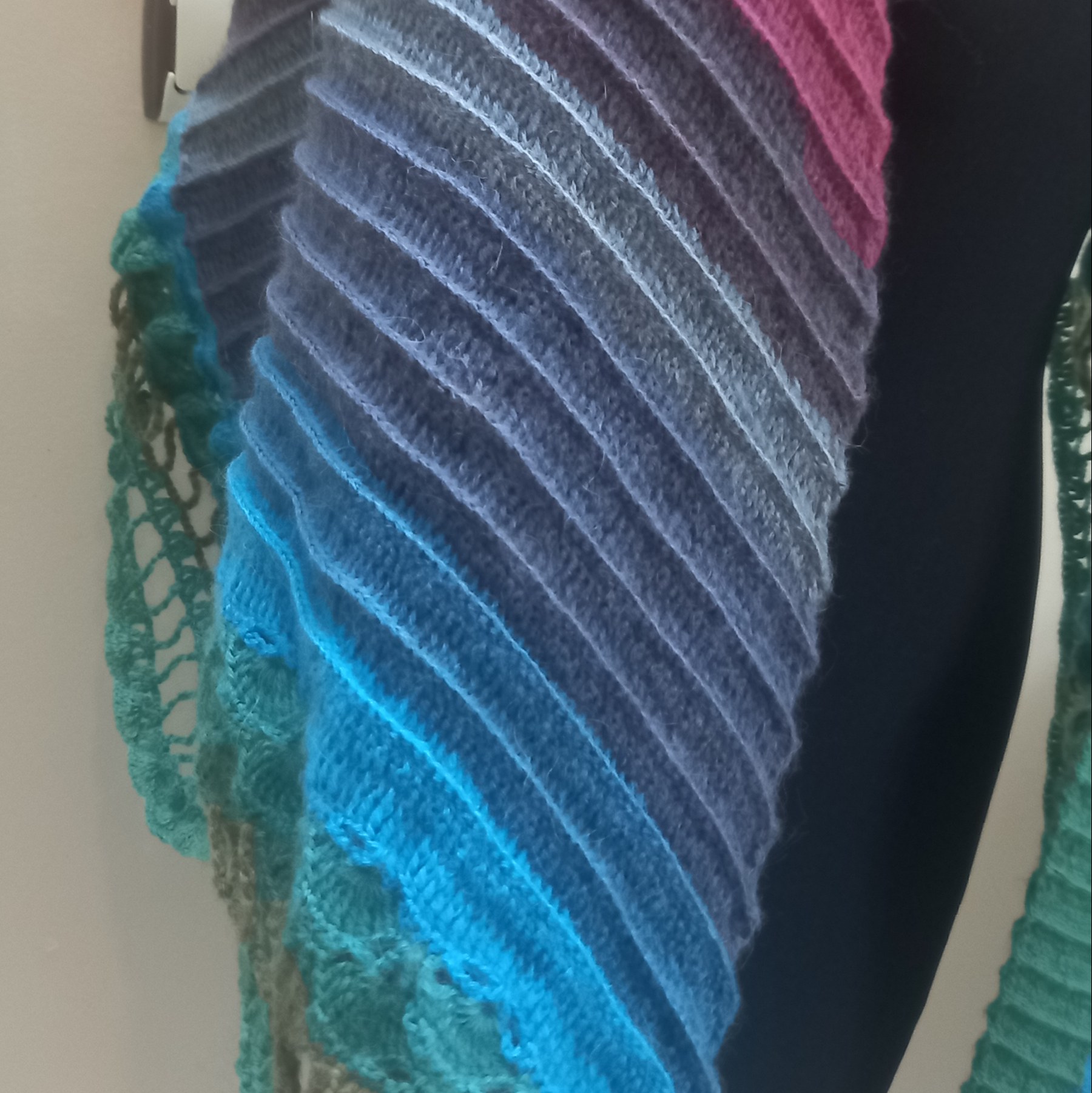 اشارپ قلاب بافی