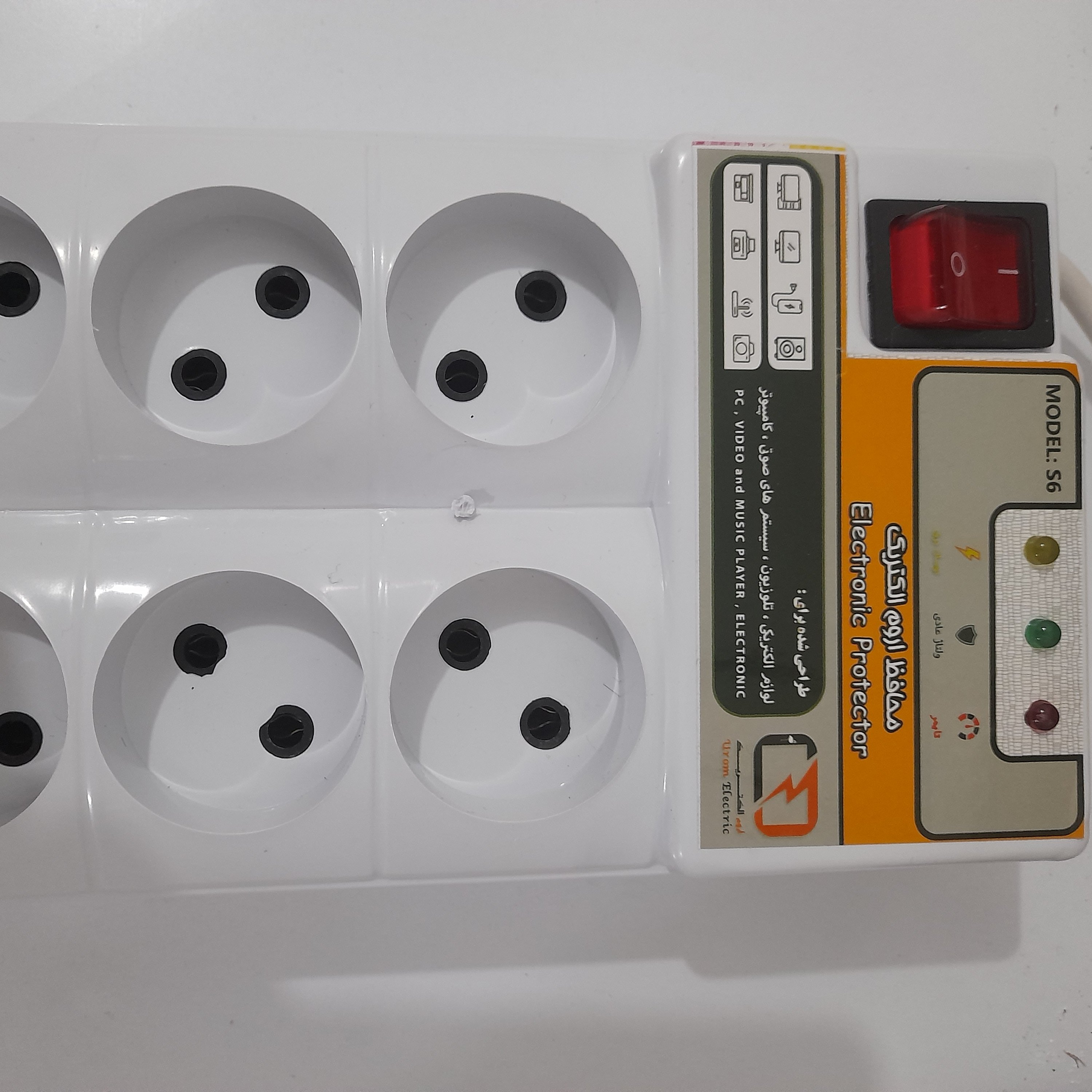 محافظ برق با کابل 3 متری و 2 سال گارانتی