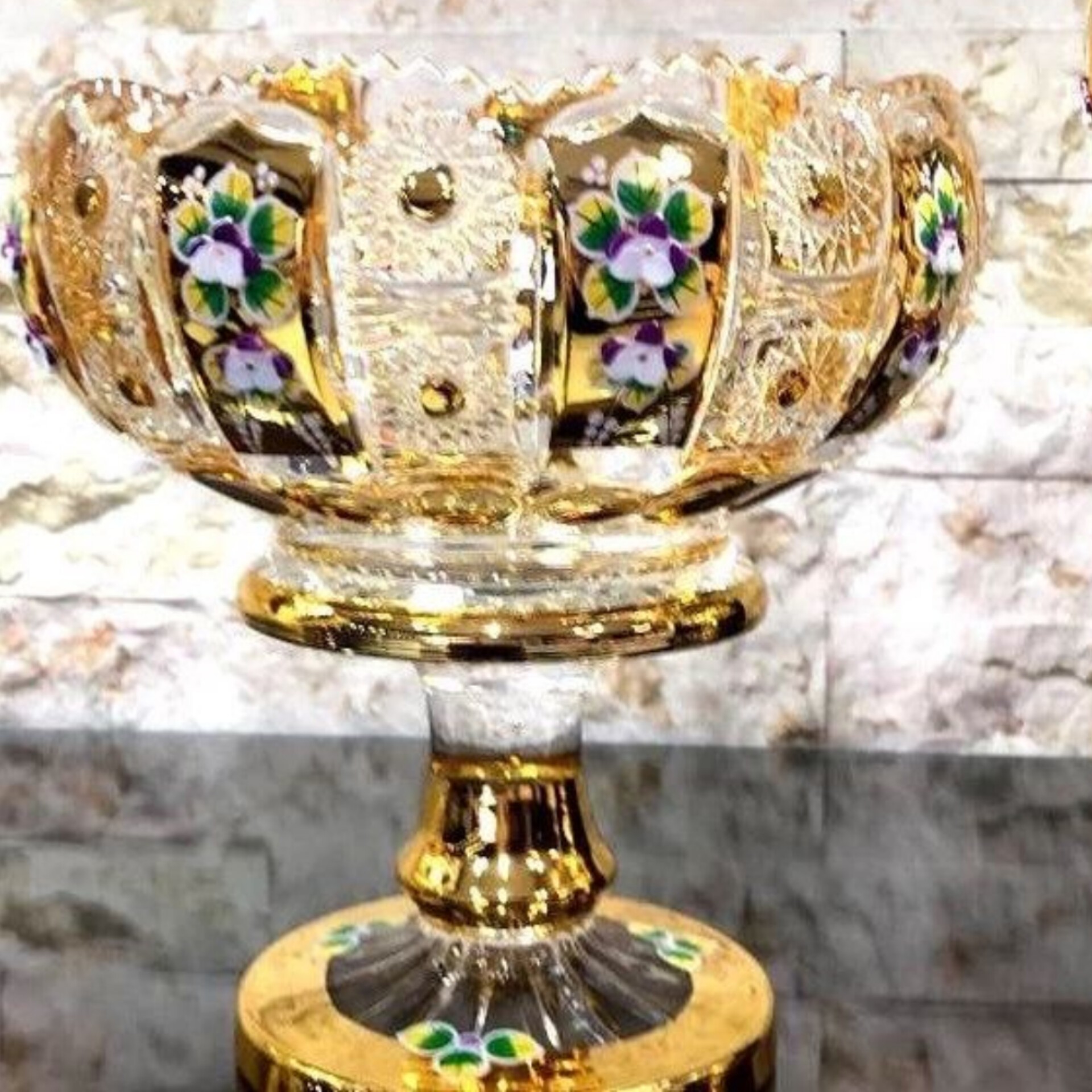 پسته خوری پایه دار طلایی
