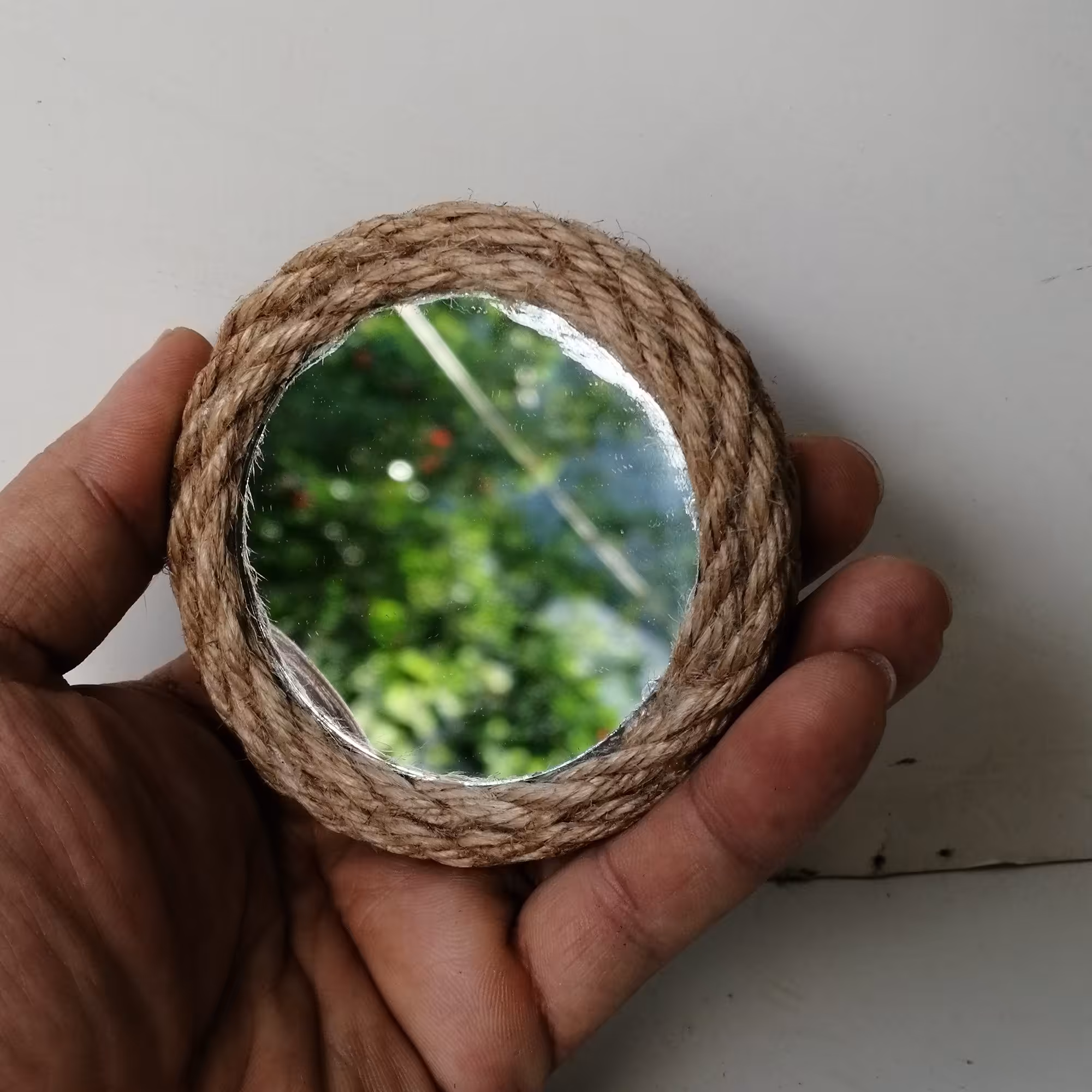 آینه جیبی کنفی 