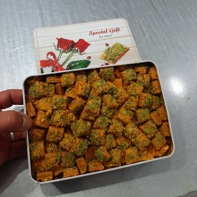 سوهان حبه ای با روغن کره حیوانی صددرصد خالص و اعلا (500 گرمی) عاطفی