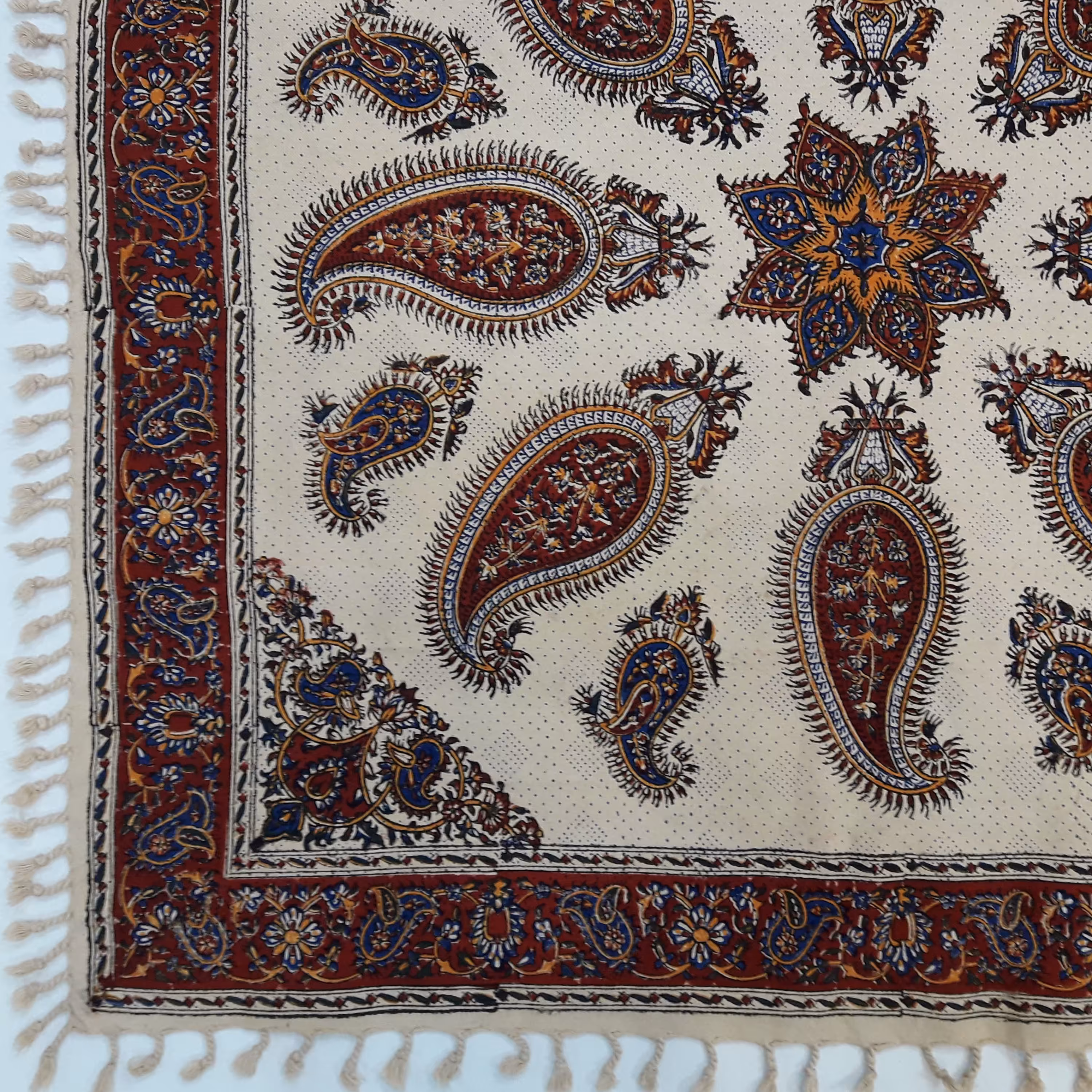 رومیزی قلمکار100 در 100 طرح بته جقه 