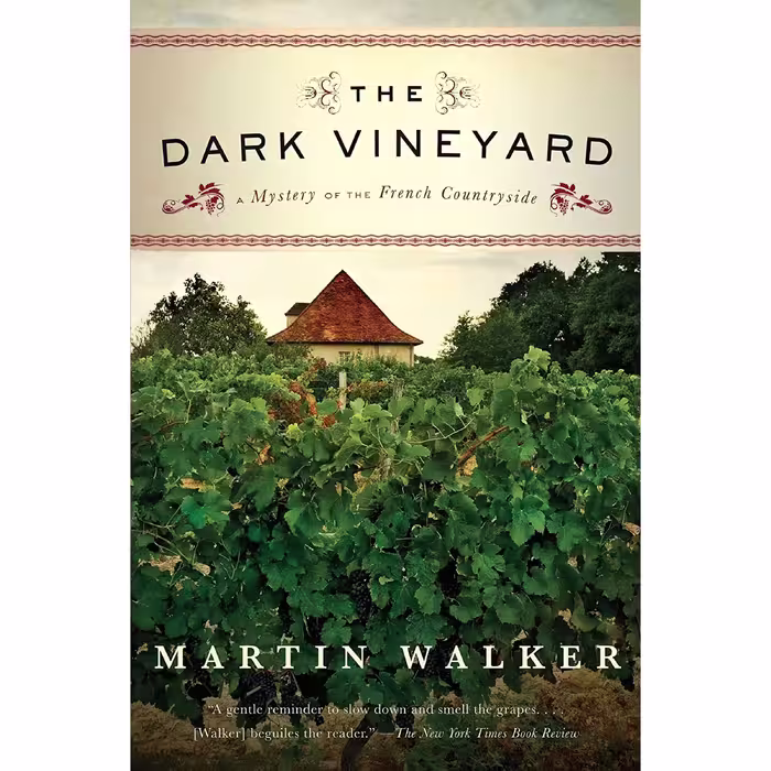 کتاب زبان اصلی The Dark Vineyard اثر Martin Walker انتشارات Vintage