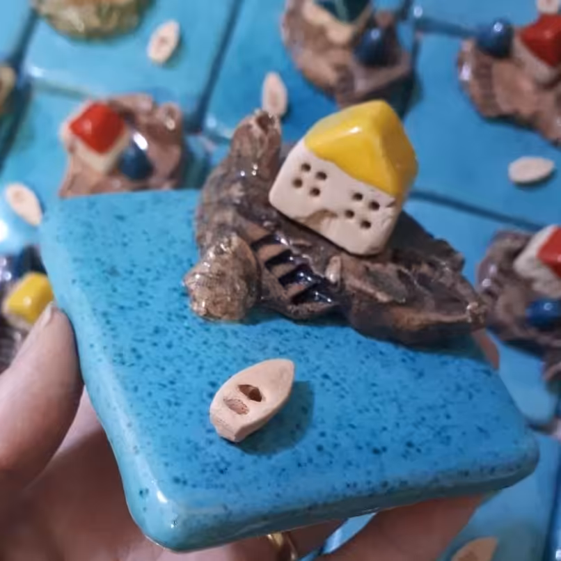 جاعودی سفالی دست ساز طرح جزیره و قایق