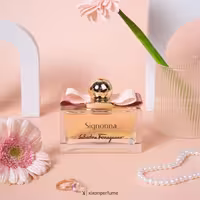 عطر سیگنورینا، بیشتر زنانه، شیرین و خنک، 50 گرم